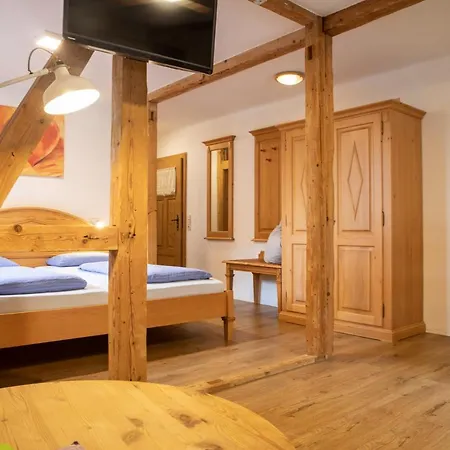 Naturhotel Holzwurm Hotel 3*