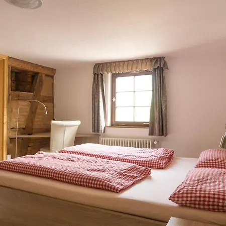Naturhotel Holzwurm Otel