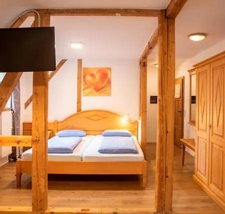 Naturhotel Holzwurm Otel Sasbachwalden