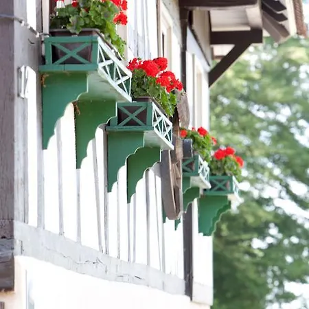 Naturhotel Holzwurm 3*